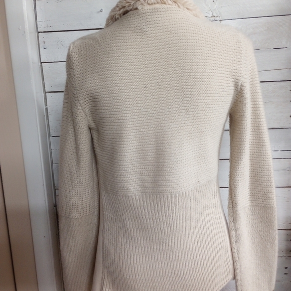 Romeo & Juliet Women's Waterfall Open Front Cardigan Size XSmall Cream - Picture 3 of 10